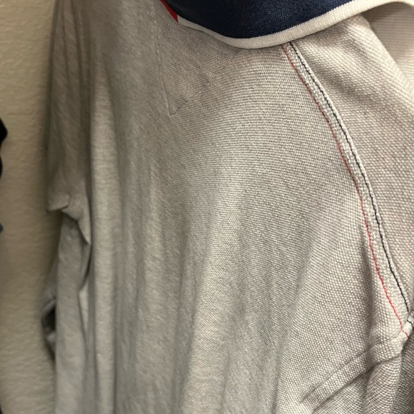 Clothes - Picture 6 of 14